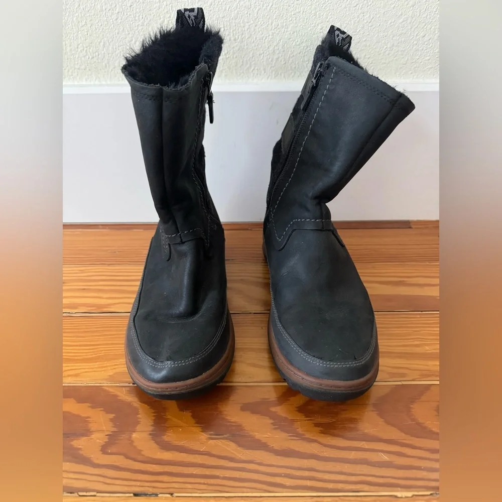Merrell Performance Boots - Picture 1 of 7